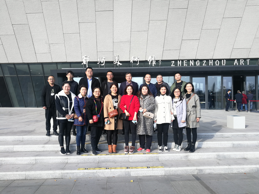 開(kāi)拓視野 陶冶情操 <br/>戶外廣告公司開(kāi)展文化參觀活動(dòng)